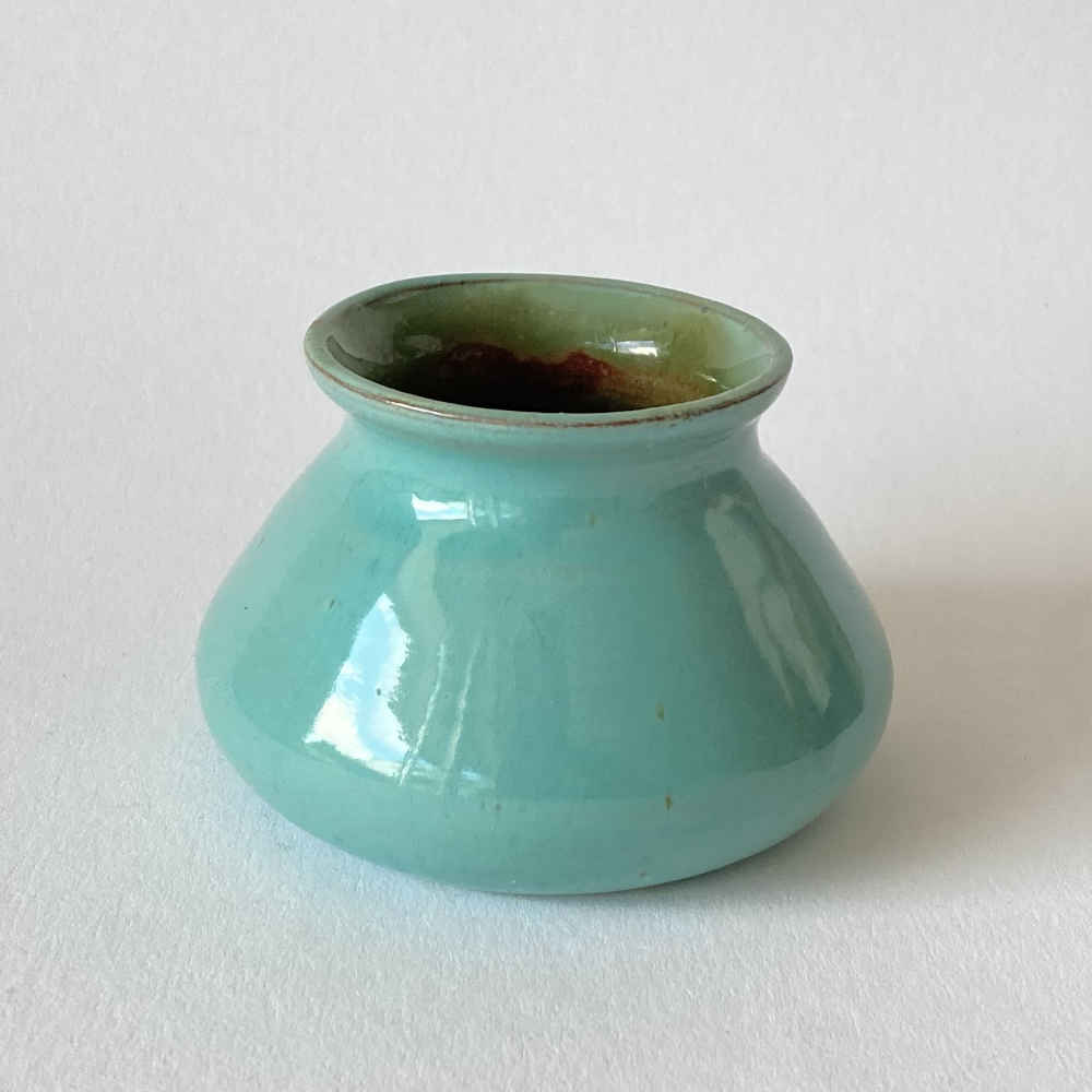 Auguste PAPENDIECK (* 1873, † 1950) - Jarrón pequeño (reparación de laca de latón con técnica Kintsugi) - Imagen 2