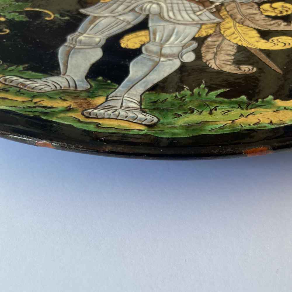 Friedrich Ernst FRANK (* 1862, † 1920) pour Johann WANZENRIED - Assiette en majolique de Thoune avec chevalier du XVIe siècle – Image 3