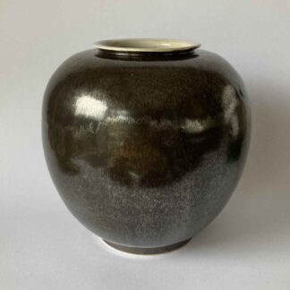 Johannes LEẞMANN (* 1903, † 1944) - Vase avec glaçure lustrée brune - Céramique d'aterlier