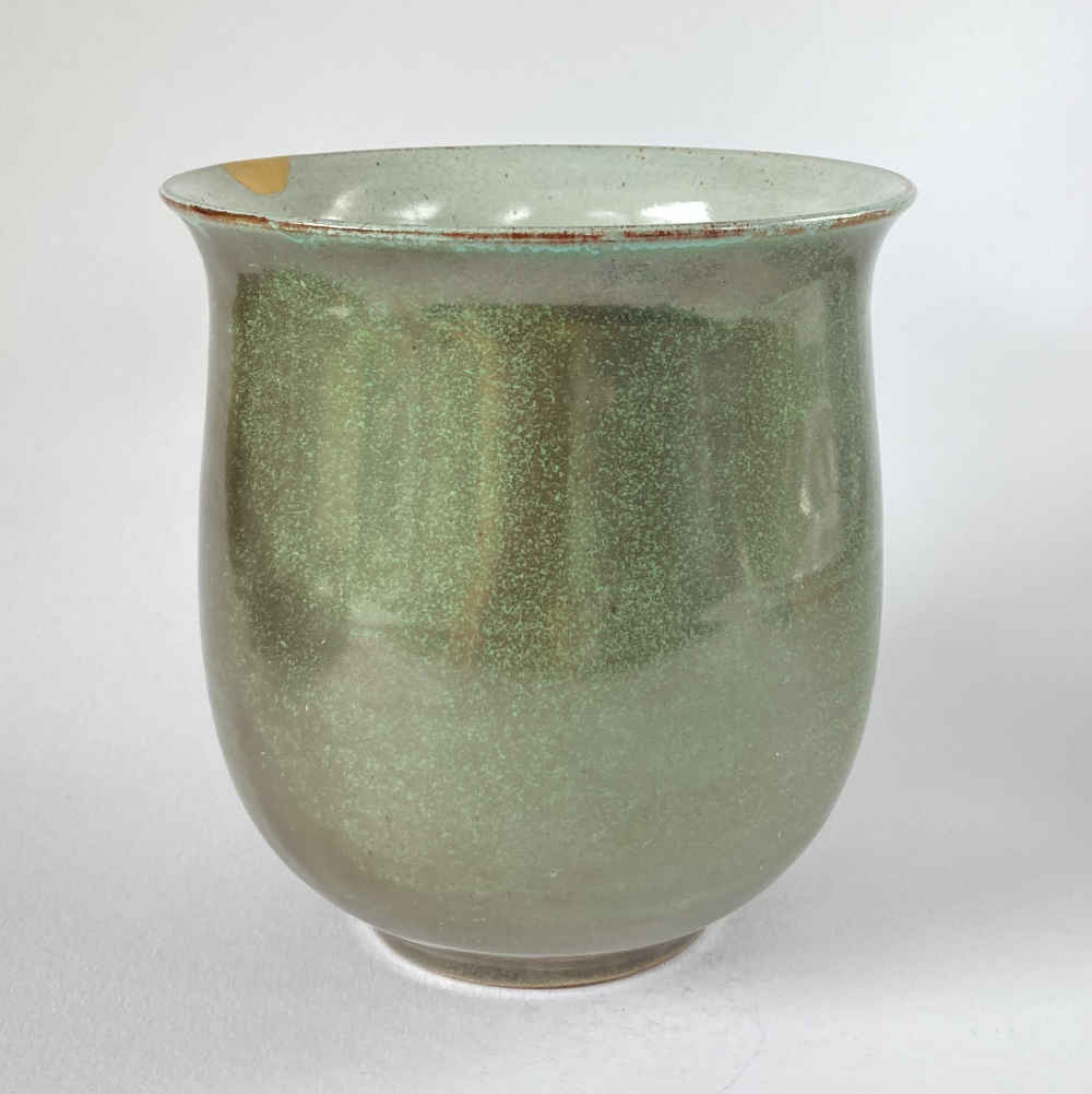 Johannes LEẞMANN (* 1903, † 1944) - Green Vase with Kintsugi Repair - Studio Pottery - Image 4