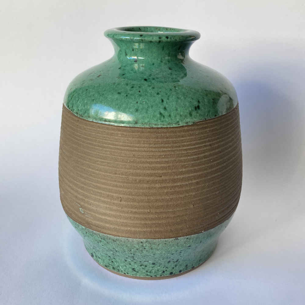 Karl JÜTTNER (* 1921, † 2006) - Vaso verde con scanalature non smaltate - Studio ceramica - immagine 3