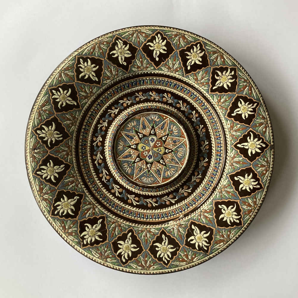 Cuenco esplendor con centro en relieve - Mayólica Thun