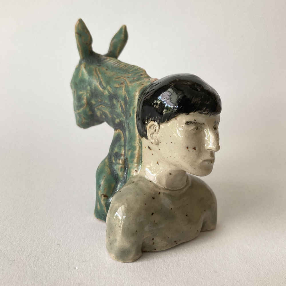 Mila VÁZQUEZ OTERO (* 1978) – Renée Sintenis con su «Burrito» – Busto salero – Cerámica de taller - Imagen 2