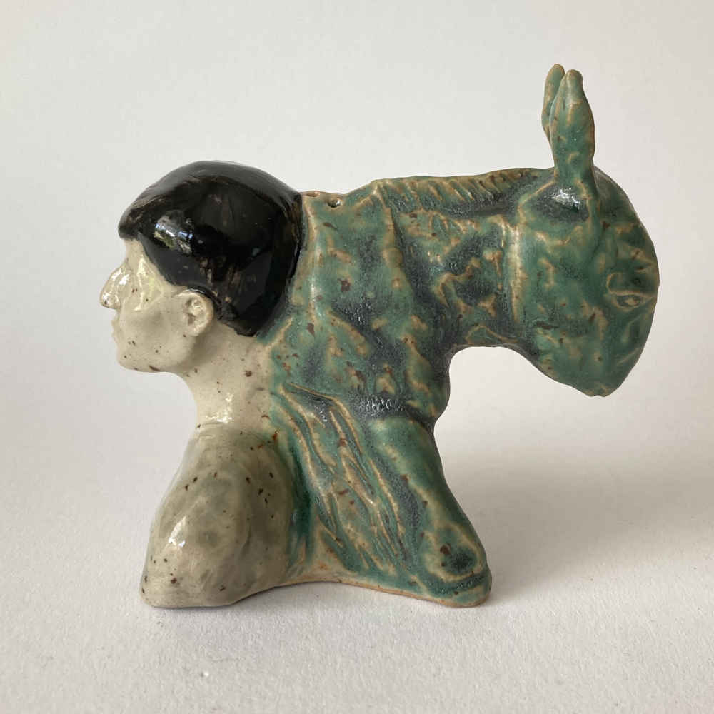Mila VÁZQUEZ OTERO (* 1978) – Renée Sintenis con su «Burrito» – Busto salero – Cerámica de taller - Imagen 5
