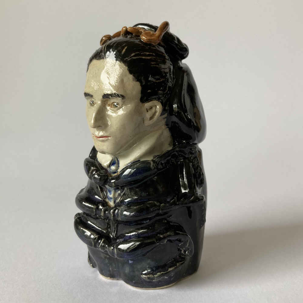 Mila VÁZQUEZ OTERO (* 1978) - Buste-Salière de Kafka - Poterie d'atelier – Image 2