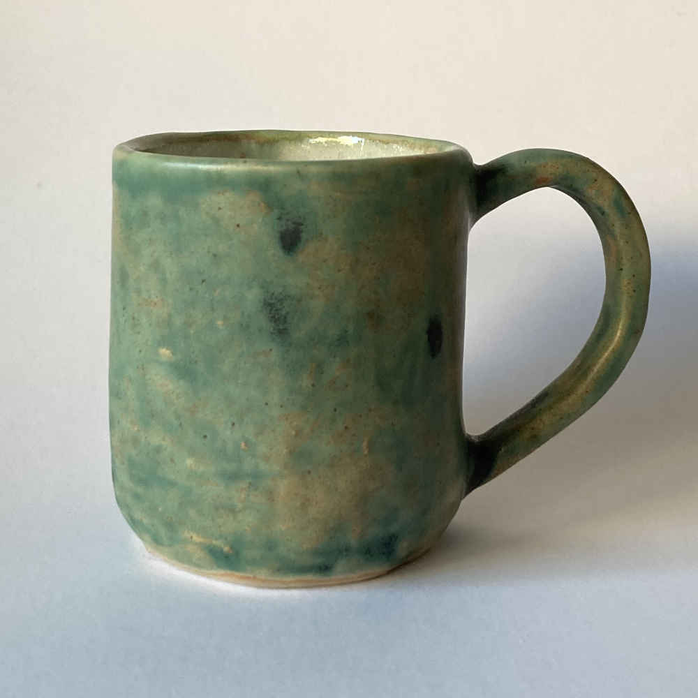 Mila VÁZQUEZ OTERO (* 1978) – Friedrich Nietzsche - Tasse - Studiokeramik – Bild 4