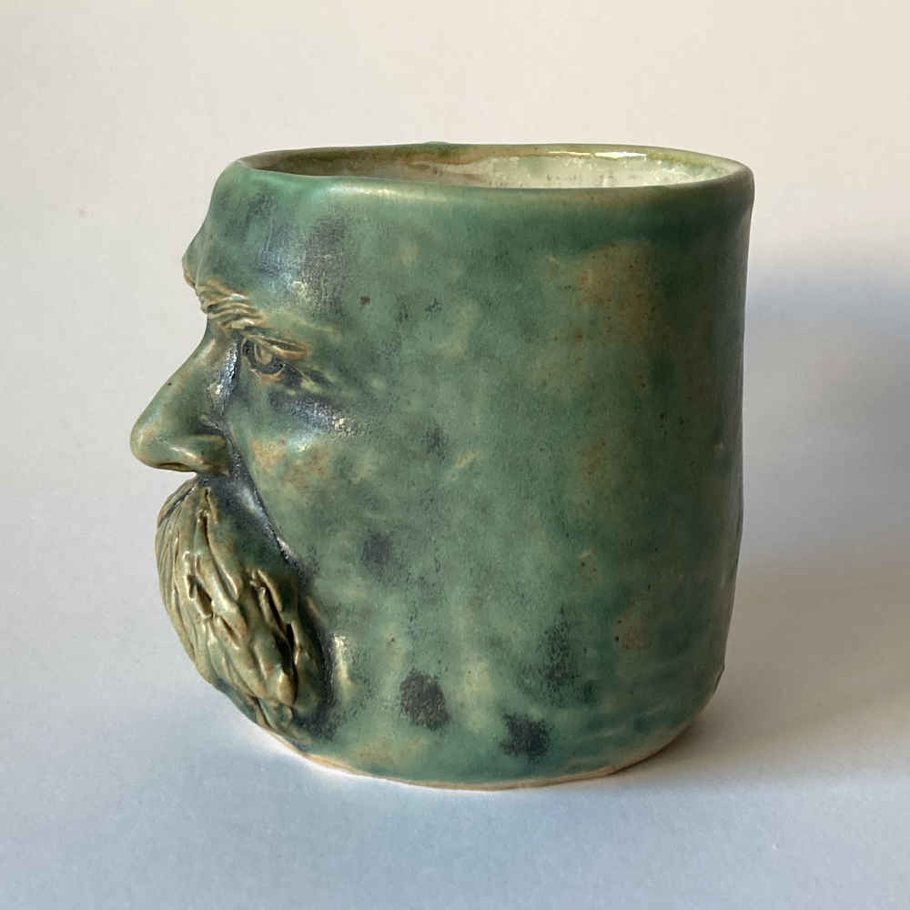 Mila VÁZQUEZ OTERO (* 1978) – Friedrich Nietzsche - Tasse - Studiokeramik – Bild 5