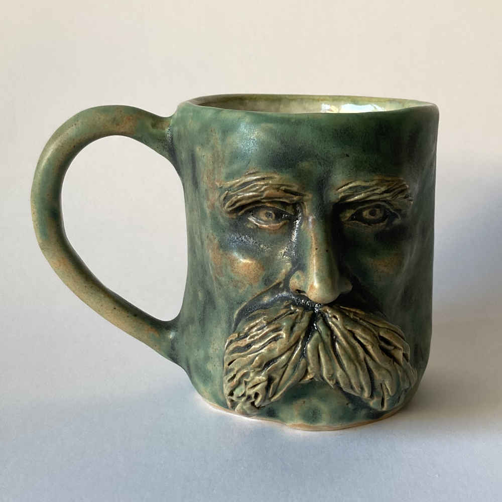 Mila VÁZQUEZ OTERO (* 1978) – Friedrich Nietzsche - Tasse - Studiokeramik