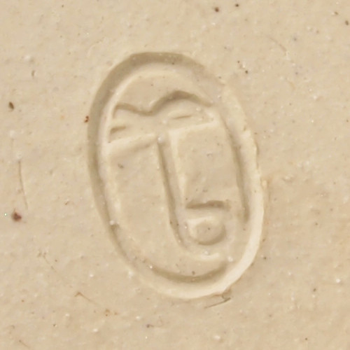 Una de las marcas de Richard Bampi: Rb en óvalo.