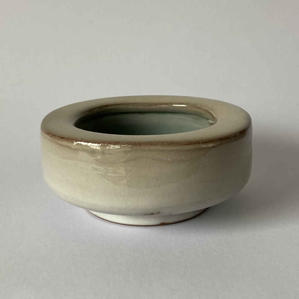 Richard BAMPI (* 1896, † 1965) - White Bowl with Blue Crackled Glass Flow - Studio Pottery - Image 2