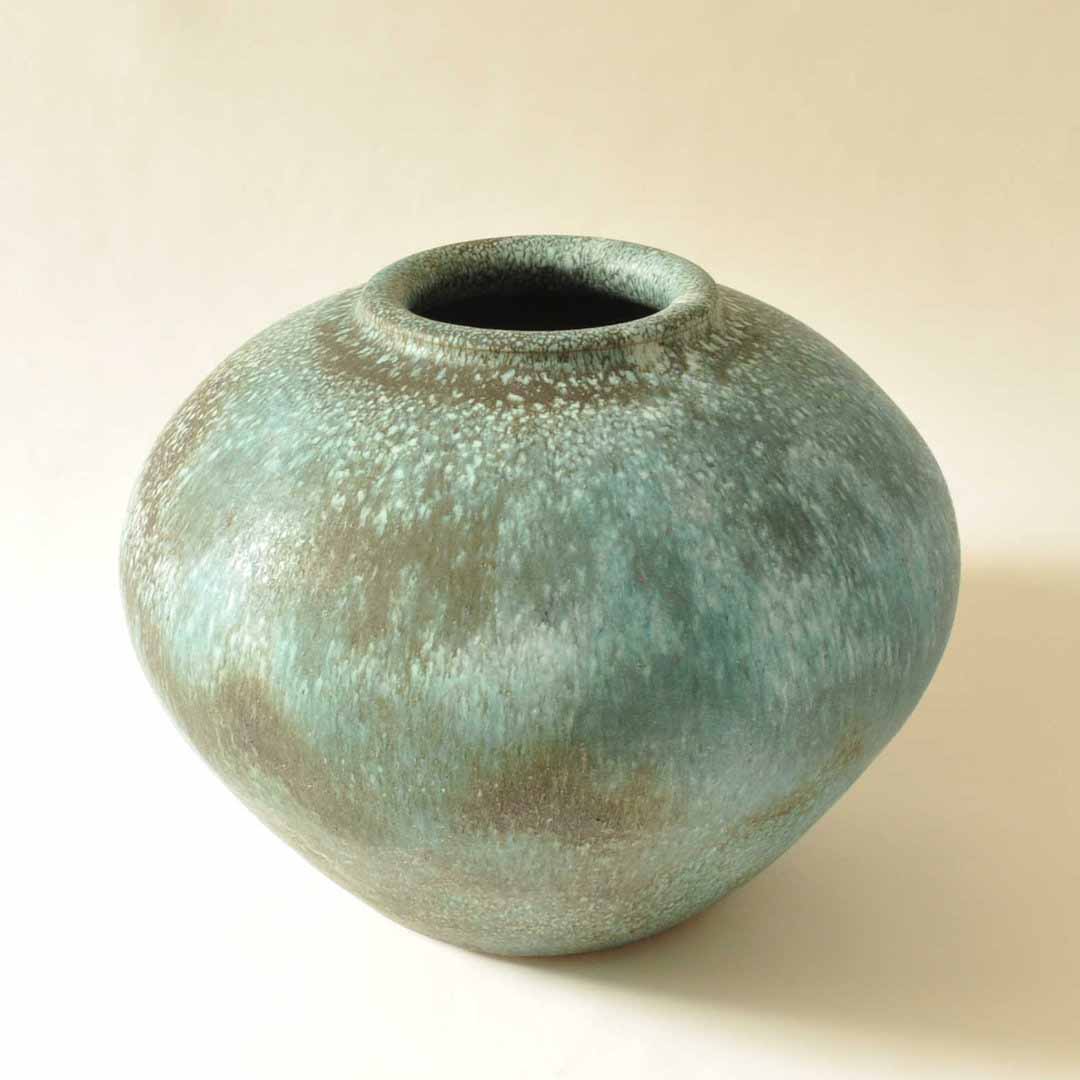 Studio HOHLT - Big Green Vase - Studio Pottery - Image 4