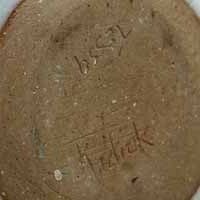 Firma ceramica di Tessa Kidick: Tessa Kidick.