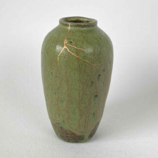 Théo PERROT (* 1856, † 1942) - Vase (réparation de la laque de laiton avec la technique du kintsugi) - poterie d'atelier
