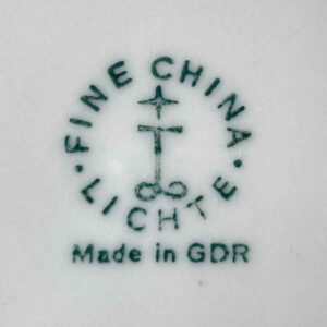 Marchio di porcellana di Lichte: FINE CHINA LICHTE come circolo, croce nel circolo, Made in RDT